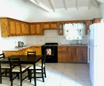 Bay View Apartment 4 - Canouan Island