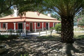 Villa Quinta Do Sobreiro, 4 Bedroom Modernised Farmhouse