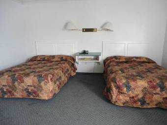 Springs Motor Inn