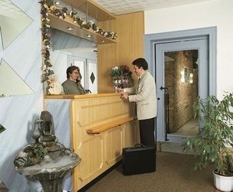 Hostal Hotel Ertl