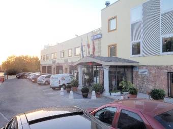Hostal Fronton