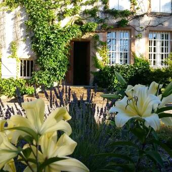 Hostal Le Prieur�