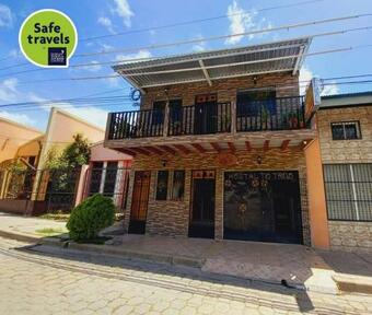 Hostal T�o Trino
