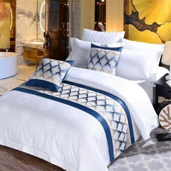 Bed & Breakfast Travellers Beach Resort
