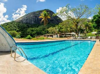 Eco Flat Hotel Fazenda Pedra Do Rodeadoro
