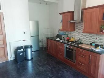 Apartamento Spacious Flat With Double Room, 20min Walk/5min Cycle From Cop26