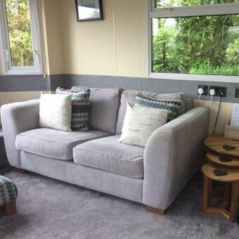 Luxury 6 Bed Static