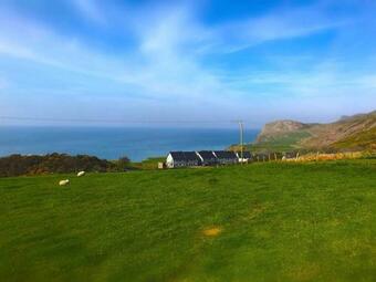 Gwelfor Seaview