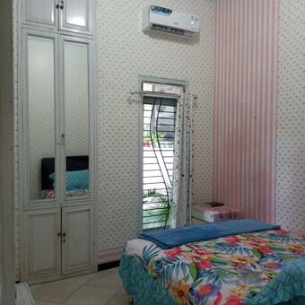 Kalandra Guest House