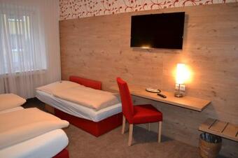 Hostal Hotel Minerva Garni