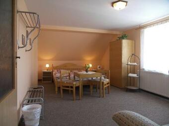 Hostal Penzion Kuri