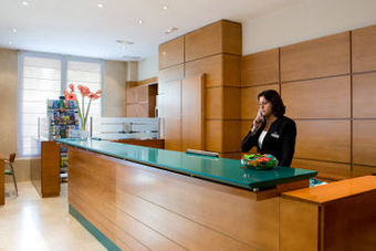 Hotel NH San Pedro