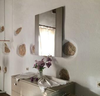 Roupes Stone House