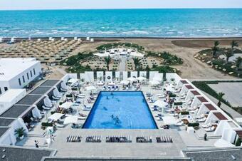 Hotel Sea Breeze
