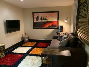 Orange Breeze Self-catering Apartment