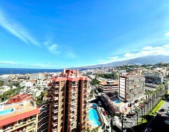 Apartamento Con Piscina, Wifi Gratuito En Recepción Y Acceso Directo En Playa Jardin In Puerto De La Cruz