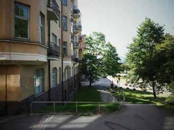 2ndhomes City Center 2br Apartment With Balcony And Sauna By Kaisaniemi Park