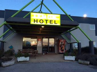 Lemon Hotel Arques