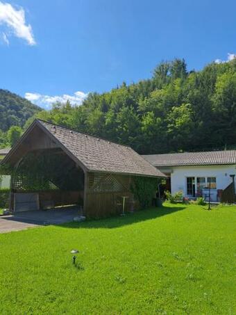 Haus Beim Wasser Im Gr�nen In Sehr Ruhiger Lage!!