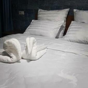 Hostal ??????