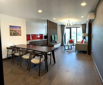Modern 3 Bedroom Serviced Apartment By Wyndham