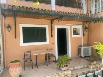 Villa Mountain House Pagoi