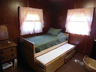 The Nest 425 Cabin
