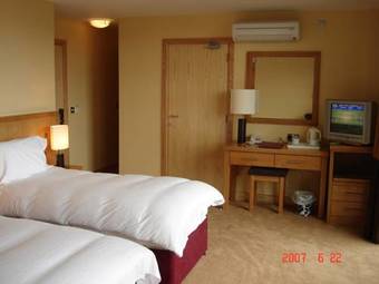 Sean Ogs Hotel