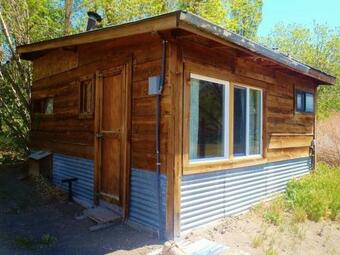 Sanctuary-cottage At Artist's Remote Ranch Oasis