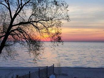 Ainsley's Cove