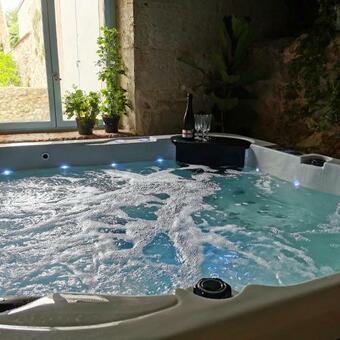 Apartamento Appartement Le Chatillon IV Avec Jacuzzi Et Patio