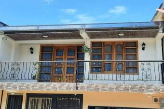 Apartamento Casa Central, Segundo Piso Con Parqueadero