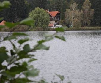 Bed & Breakfast �gneslaki �koturisztikai Centrum �s Vad�szh�z