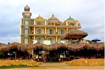 Hotel Dharma Beach