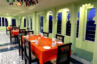 Hotel Jaisingh Garh