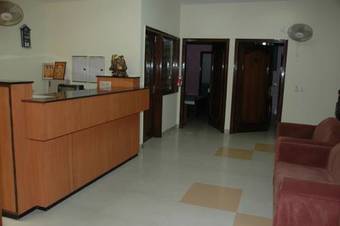 Hotel D R International