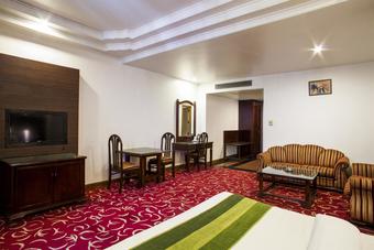 Hotel Lawrence