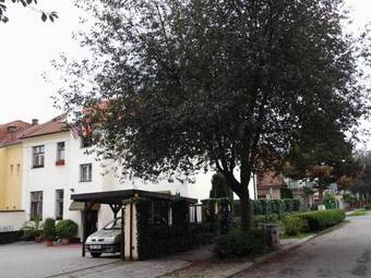 Hostal Penzion Ema B&B