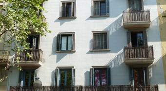 Diagonal Apartments