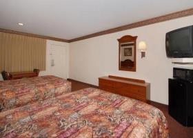 Motel Econo Lodge Inn And Suites Airport