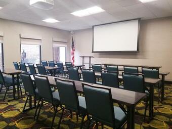 Posada Hampton Inn Greensburg