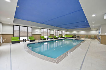 Holiday Inn Express Hotel And Suites Forrest City