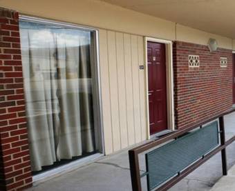 Motel Speedway Inn