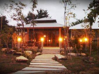 Hotel Baan Suan Ramita Resort