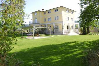 Hotel Ai Lecci In Centro