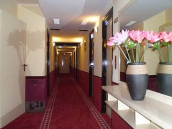 Hinterland Hotel