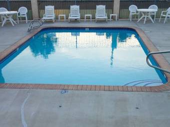 Motel 6 Fallon