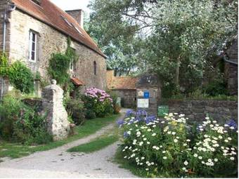 Hostal Le P'tit Hameau De Sey