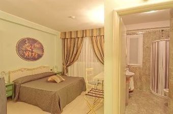 Hotel White Palace