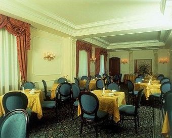 Hotel Royal